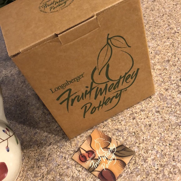 Longaberger Fruit Medley Pottery Pitcher Never Used Retired - Picture 13 of 16